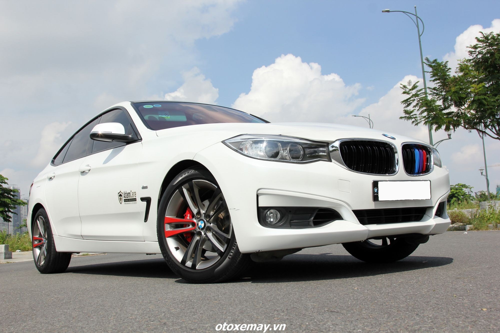 BMW 320i GT Sport Line độ “nhẹ mà chất” của tay lái Việt
